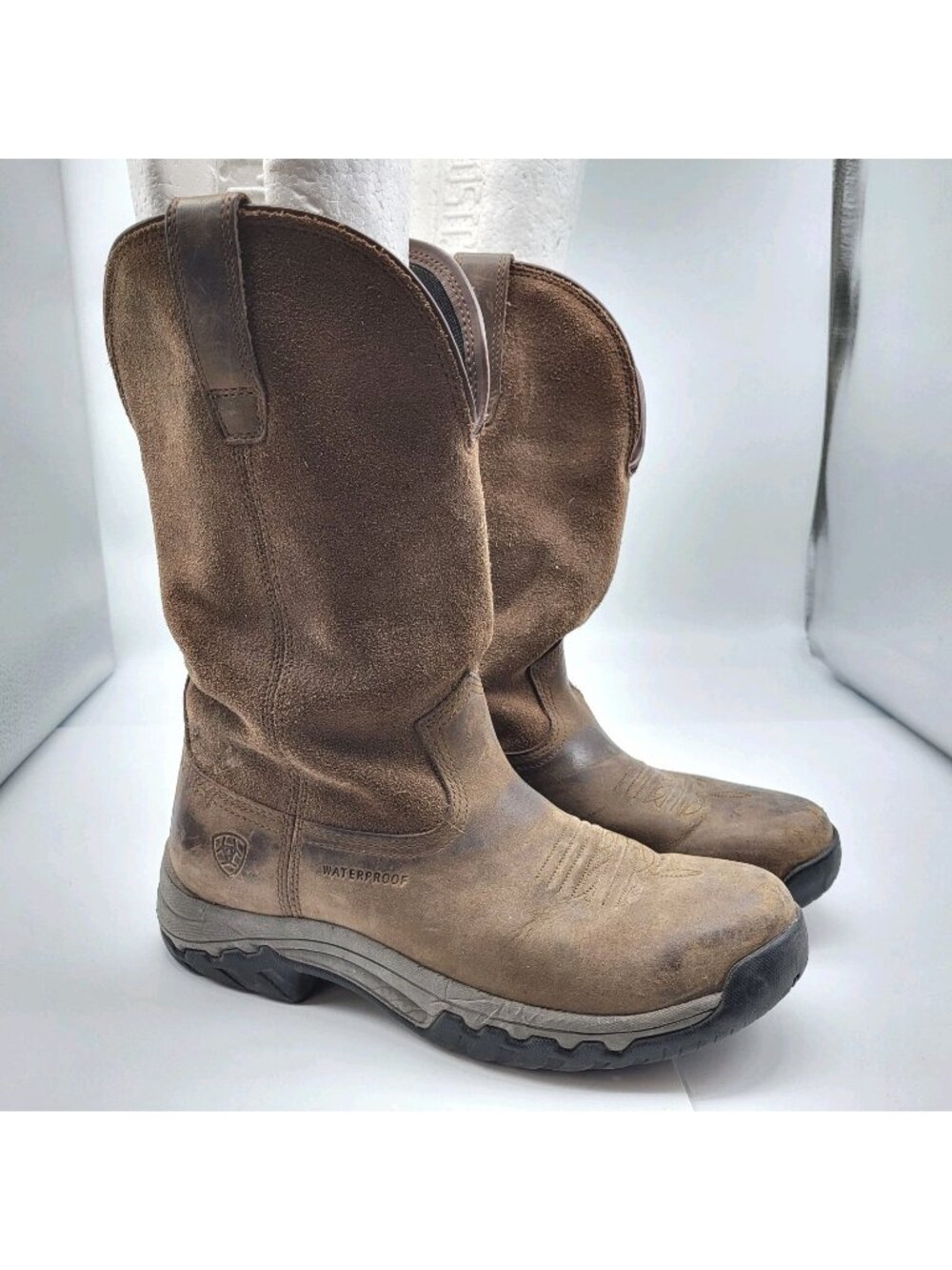 Ariat Women’s Terrain Leather Pull On Boot Size US 7 B Brown Western Chore boots